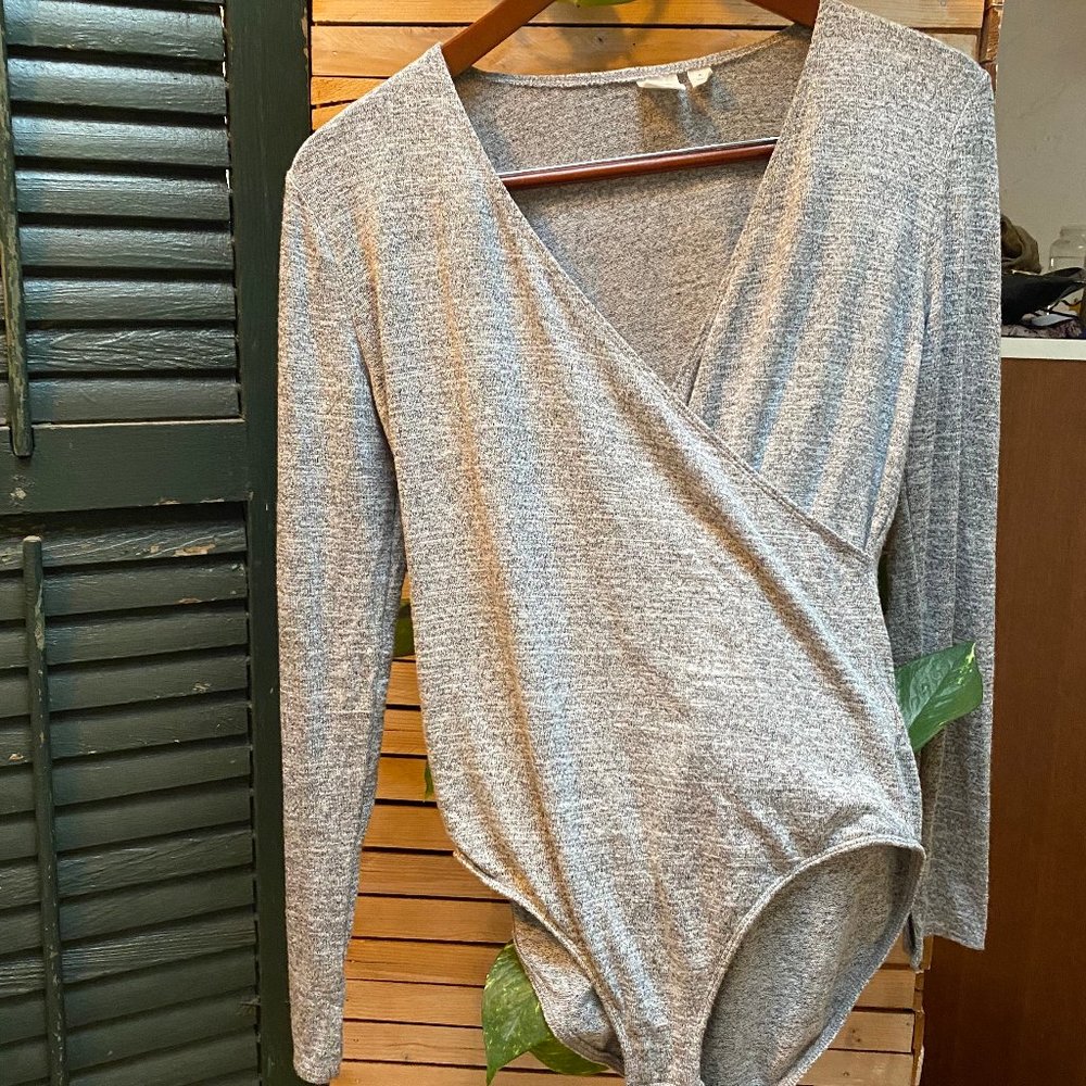GAP Knit Long Sleeve Body Suit